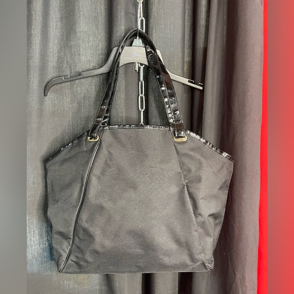 Lancôme Black Tote with animal print lining - Picture 2 of 4